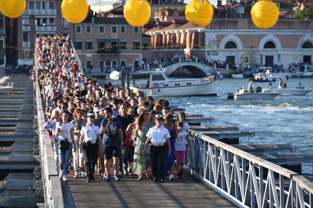 DSC_3883_1500139703126 rid