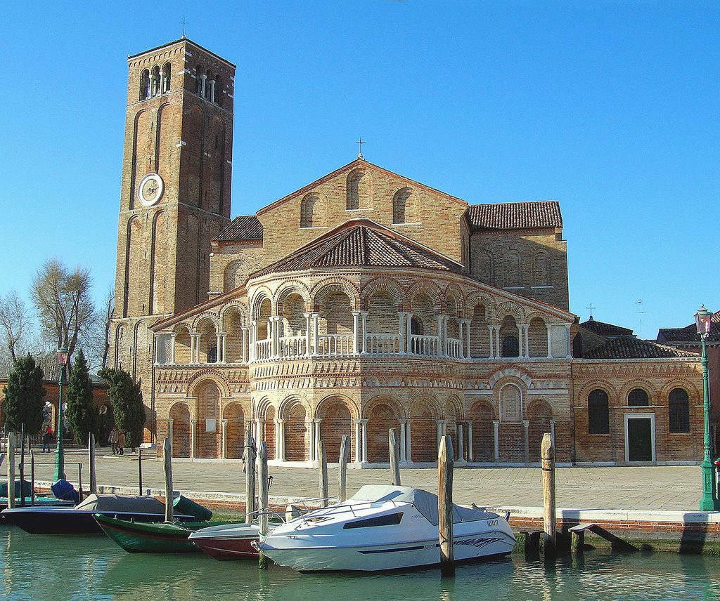Basilica_dei_santi_maria_e_donato,_murano 2